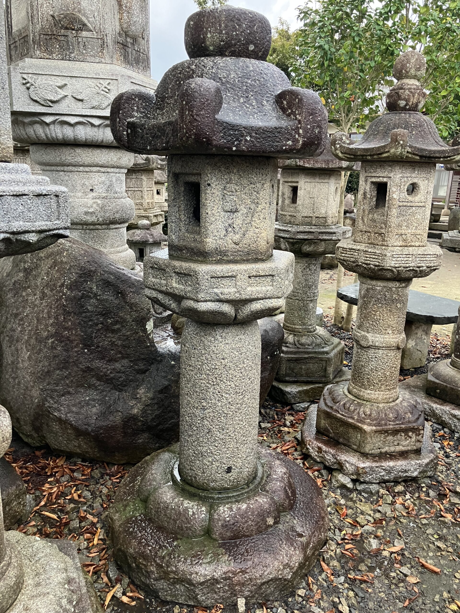 古代善導寺形台付灯籠