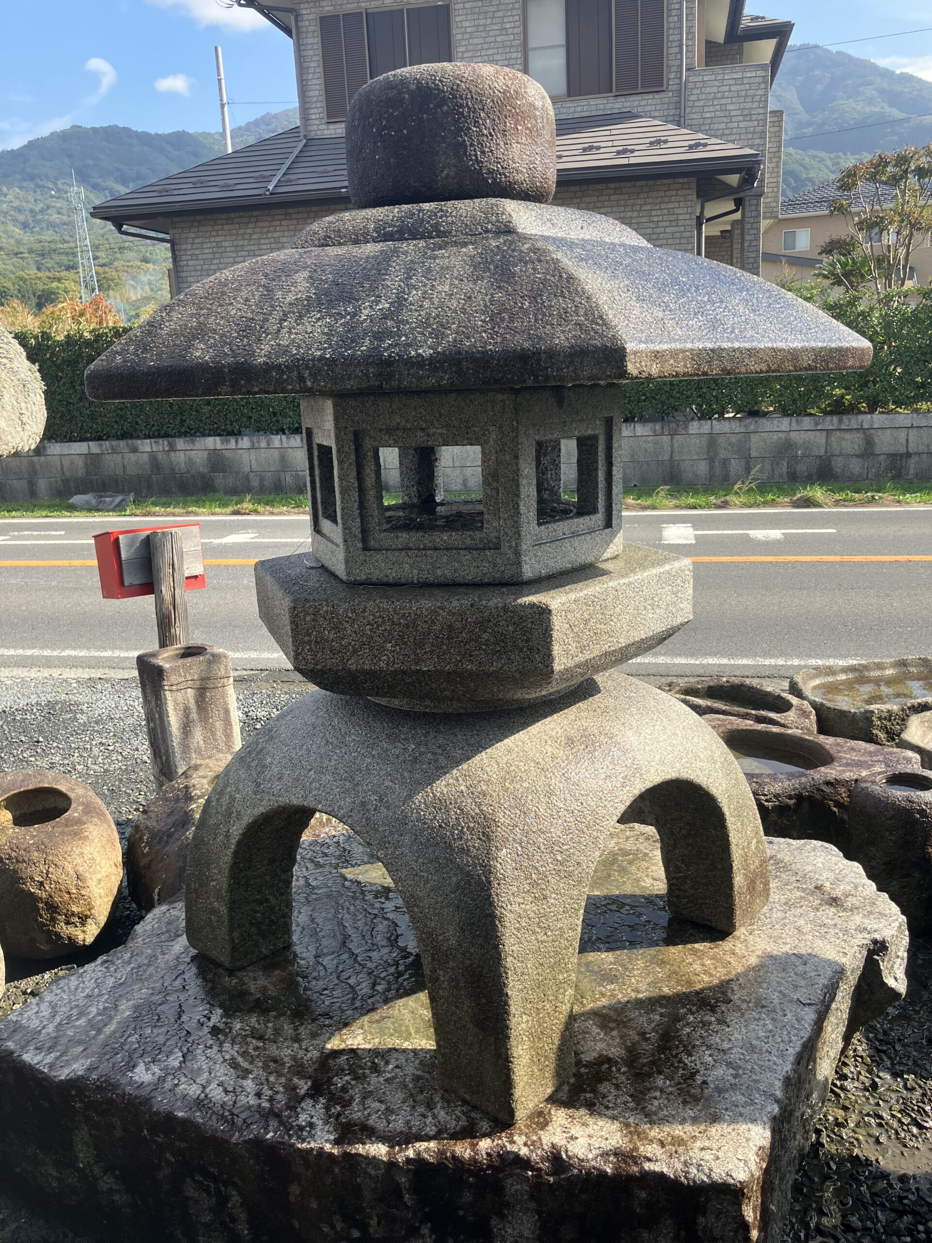 古代雪見形石灯籠