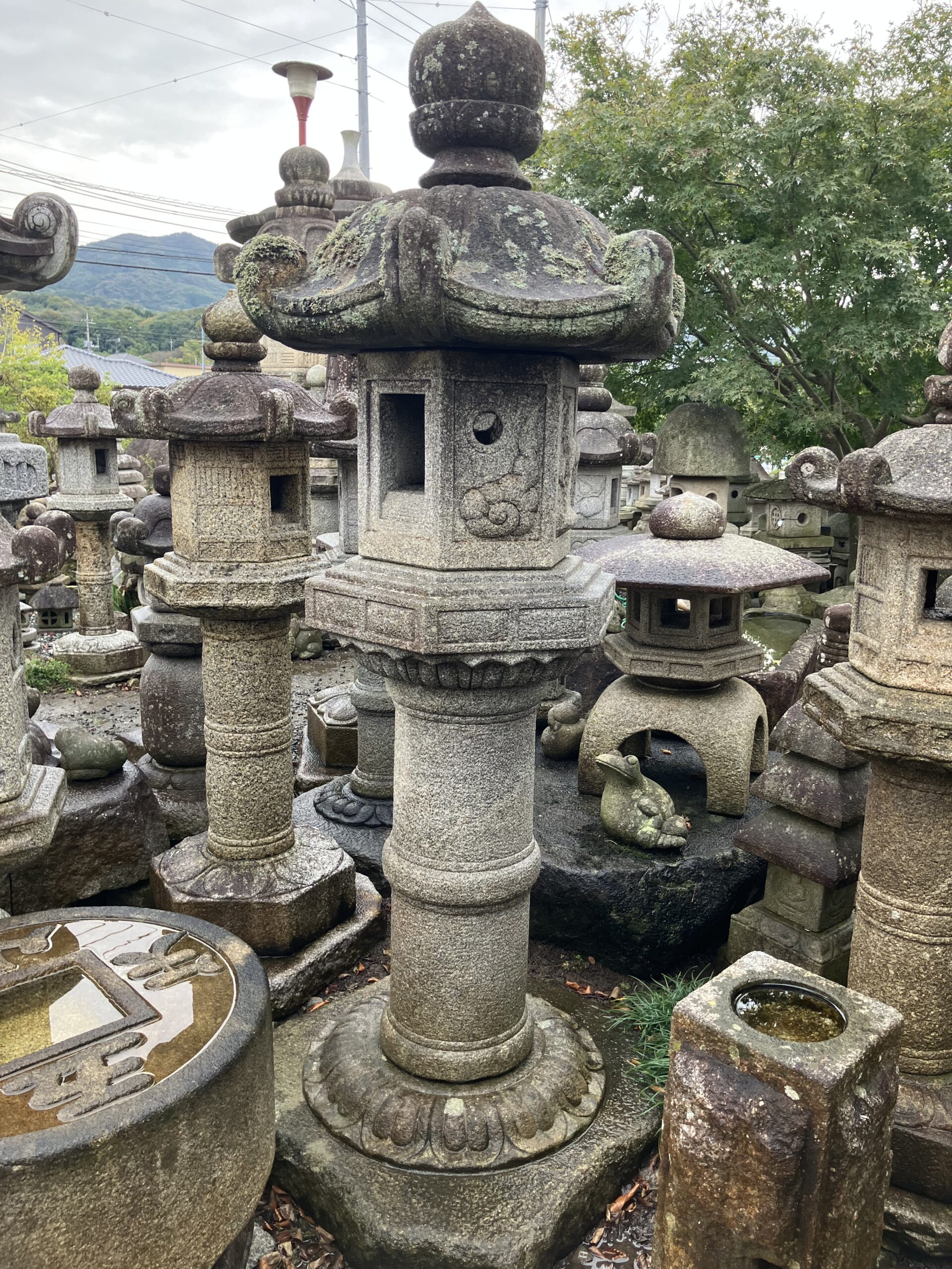 春日形台付灯籠