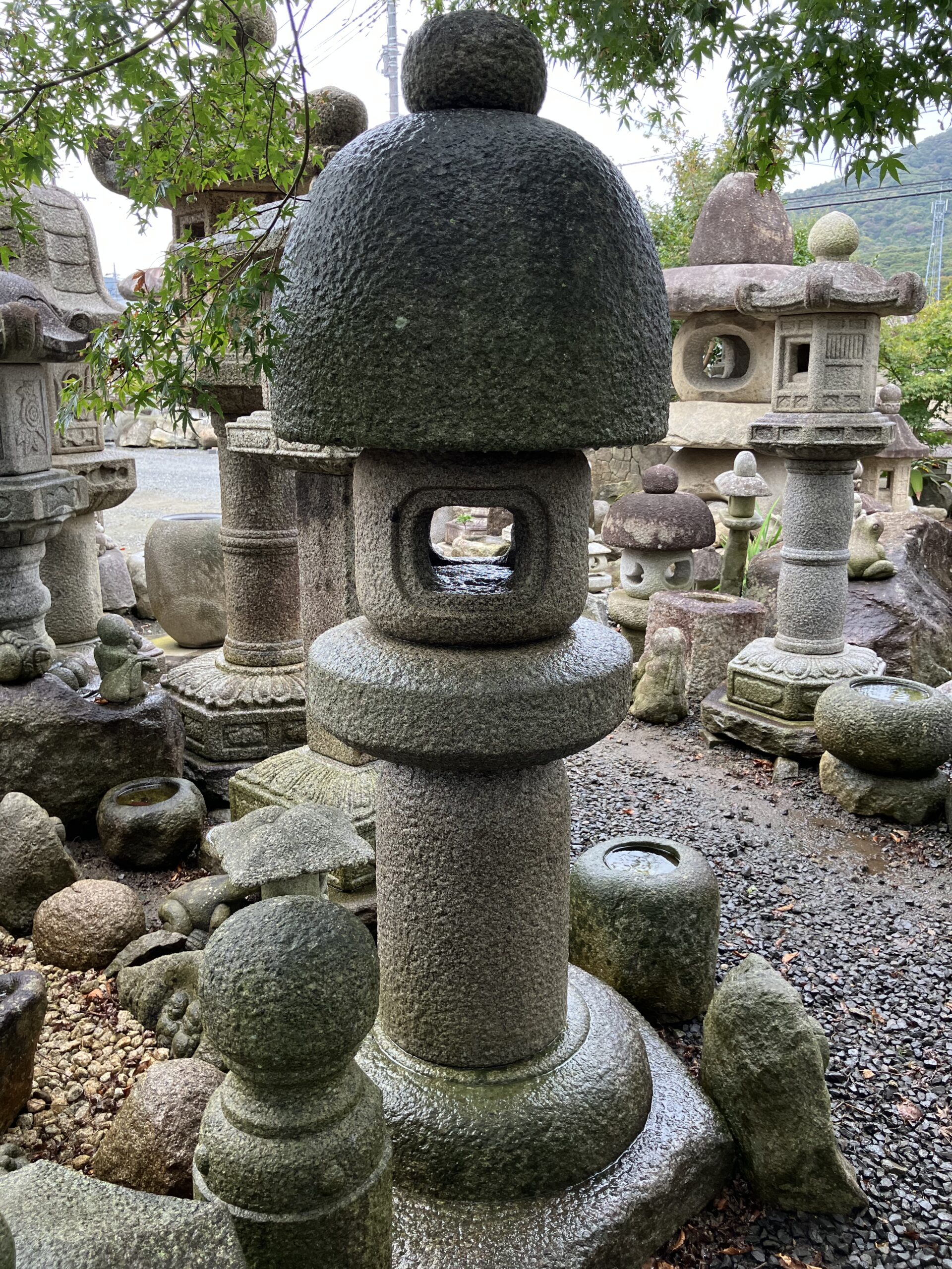 桃山形台付石灯籠