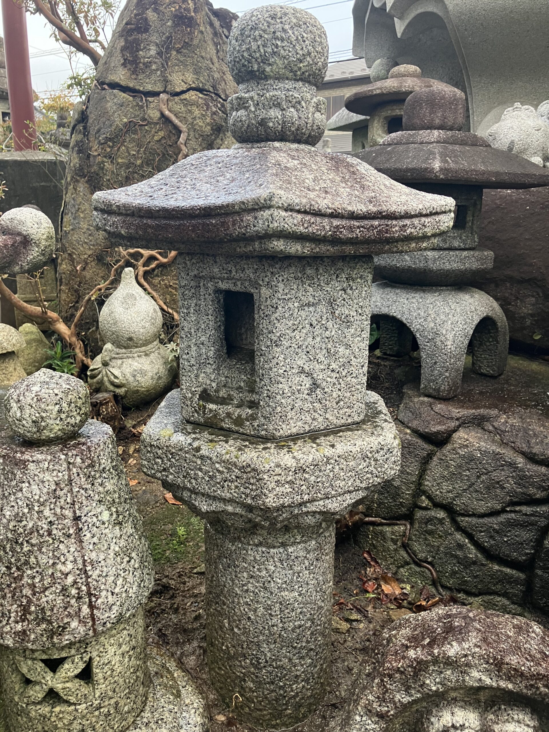 道明地形生込灯籠